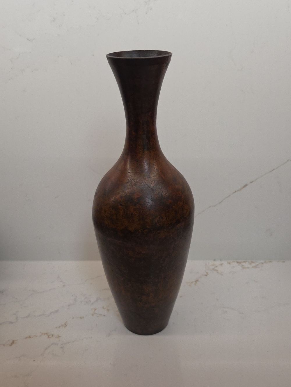 Sleek Brown Metal Floor Vase - Timeless Rustic Accent